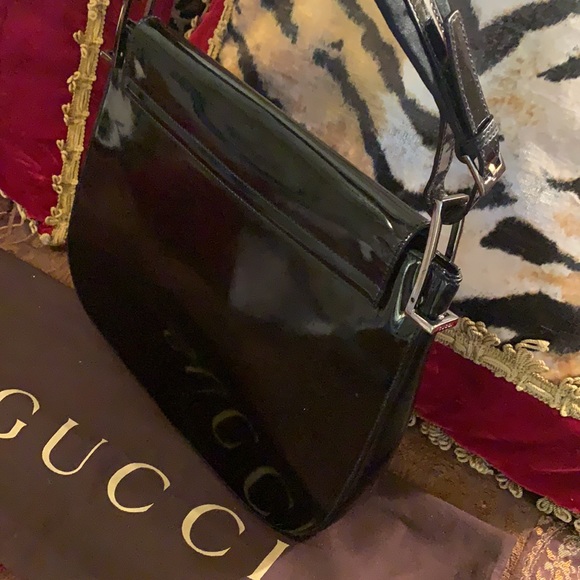 Authentic Gucci patent leather bag - Picture 14 of 16